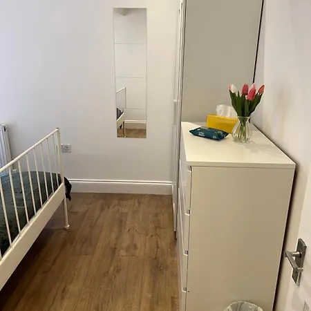 Lovely Garden Flat Near Emirates Stadium And Kings Cross St Pancras Station Londen Buitenkant foto