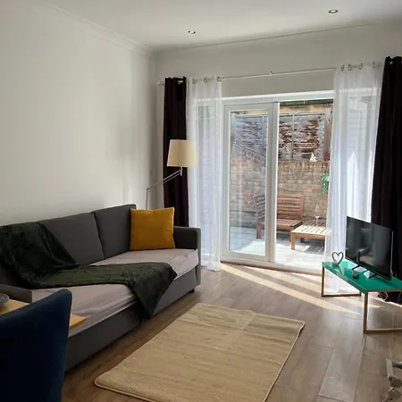 Lovely Garden Flat Near Emirates Stadium And Kings Cross St Pancras Station Londen Buitenkant foto