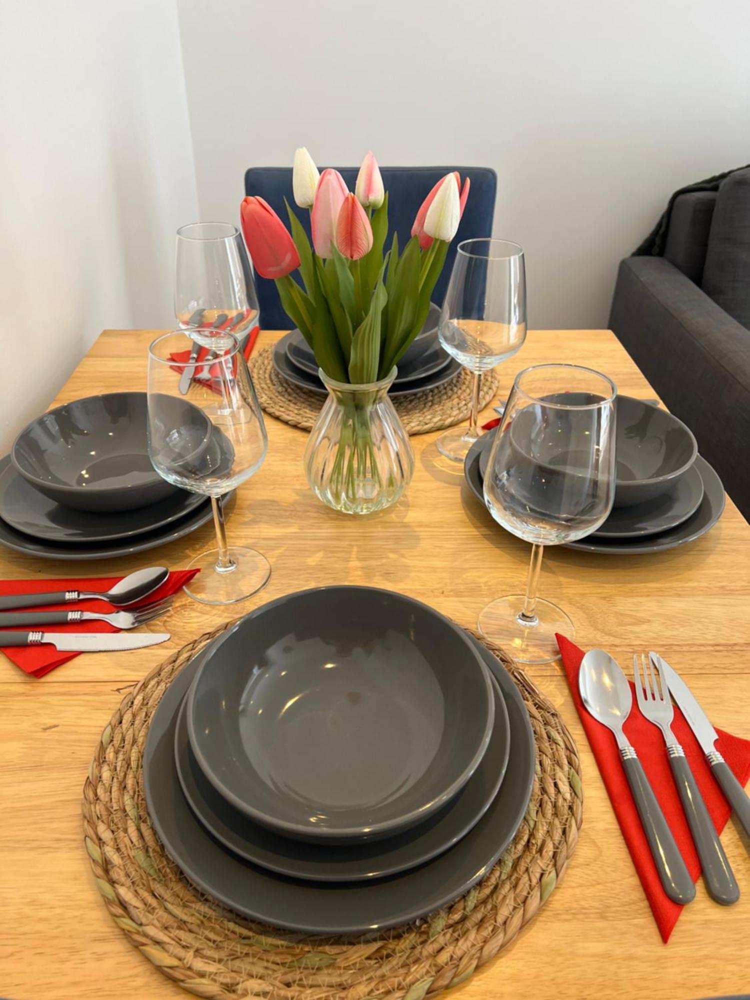 Charming 2-bed Flat With Private Garden, Easy Access To Kings Cross And Emirates Stadium Apartment